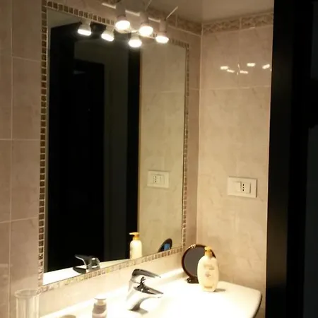 아파트 Cavour 15 *